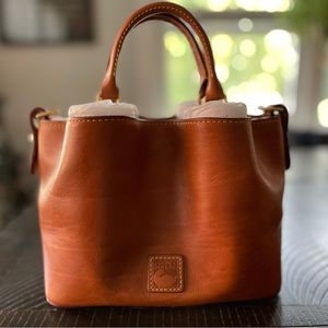Dooney & Bourke Florentine Mini Barlow Natural